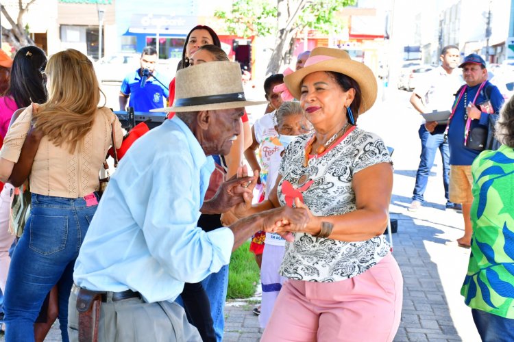 Secretaria de Cultura abre oficialmente as festividades do mês junino em Floriano