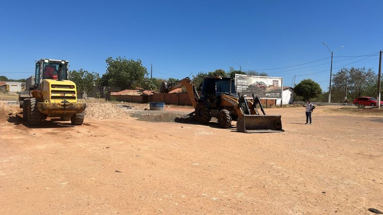 Parceria entre Prefeitura de Floriano e Instituto Benigno capacita operadores de máquinas pesadas